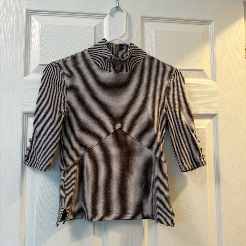 Free People Gray Striped Fitted top